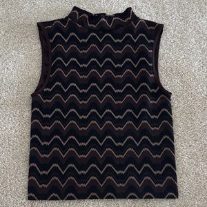 Sleeveless Zigzag Pattern Top - Brown